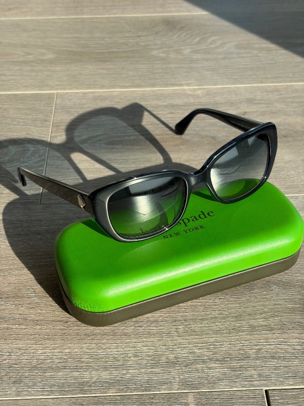 KATE SPADE KENZIE/G/S PJP08 NEW YORK 53-18-140